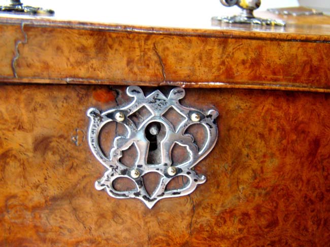 A fabulous silver mounted Art Nouveau style birds' eye maple jewelry casket circa 1890 — image 5